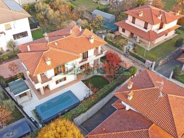 Case e ville in vendita di 380 m² in Via Don Bonsignori