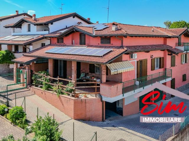 Case e ville in vendita di 380 m² in Via dei Mille