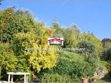 Case e ville in vendita di 380 m² in Via San Martino