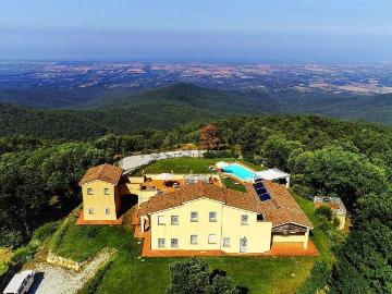 Case e ville in vendita di 382 m² in Viale del Risorgimento