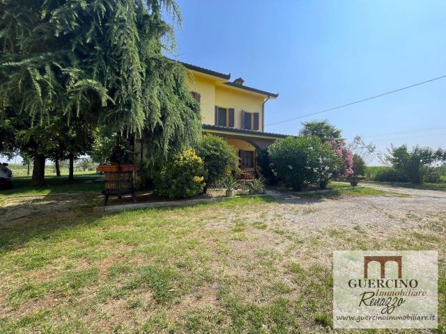 Case e ville in vendita di 383 m² in Via del Bello, 10