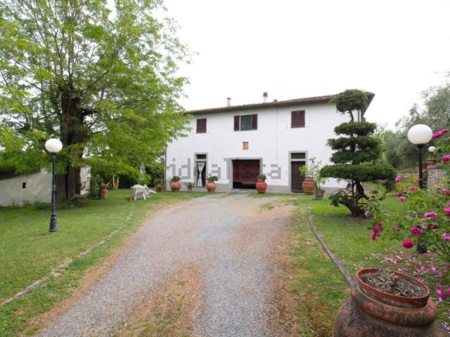 Case e ville in vendita di 383 m² in Strada Comunale di Ghizzano