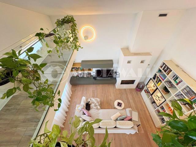 Case e ville in vendita di 384 m²