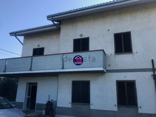 Case e ville in vendita di 386 m² in Via Passo, 4