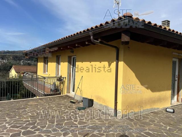 Case e ville in vendita di 387 m² in Piazza Sant&apos Angelo, 9