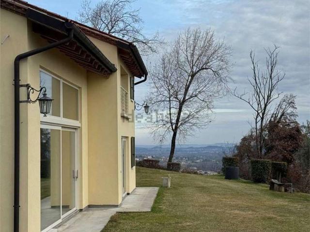Case e ville in vendita di 388 m²