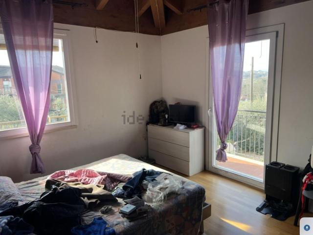 Case e ville in vendita di 388 m² in Via Sant&apos Angelo