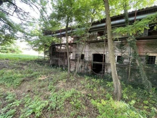 Case e ville in vendita di 389 m² in Via San Giacomo, 16