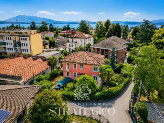 Case e ville in vendita di 390 m² in Via alle Zappe di Sotto