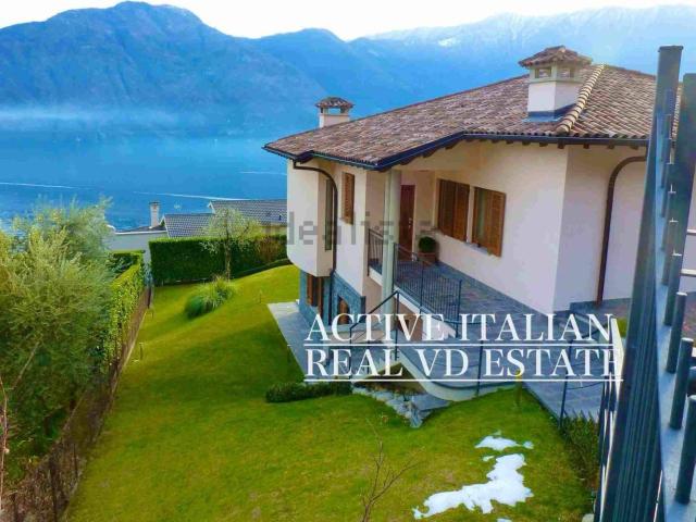 Case e ville in vendita di 391 m² in Piazza degli Alpini