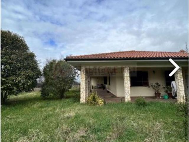 Case e ville in vendita di 392 m² in Strada Pian di Tortora, 3