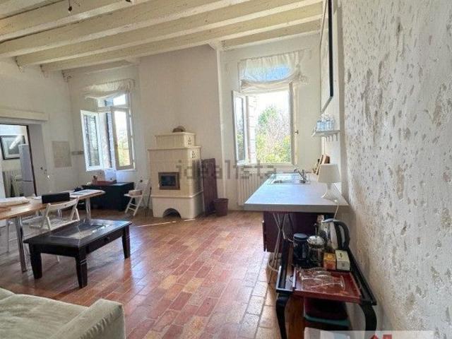 Case e ville in vendita di 395 m²