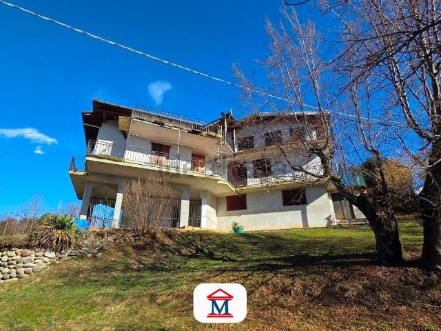 Case e ville in vendita di 397 m² in Via Santissima Trinità
