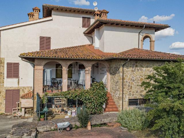 Case e ville in vendita di 397 m² in Via Scalo, 14