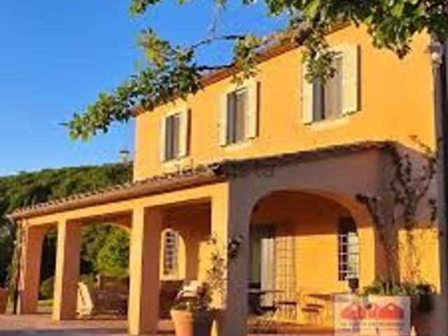 Case e ville in vendita di 398 m² in Via Bosco dei Ronchi