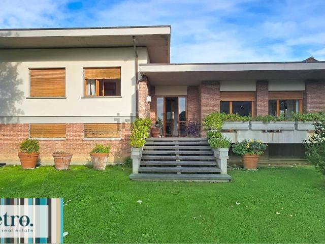 Case e ville in vendita di 398 m² in Via delle Selvette