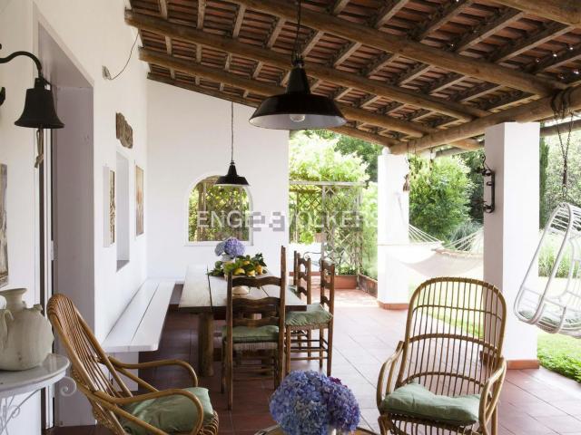 Case e ville in vendita di 398 m² in Via Nastro Verde, 103