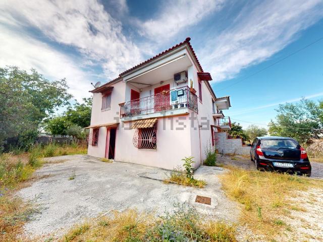 Case e ville in vendita di 398 m² in Via Selva, 36