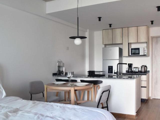 Caseros al 700 Departamento AMOBLADO en Alquiler en San Telmo