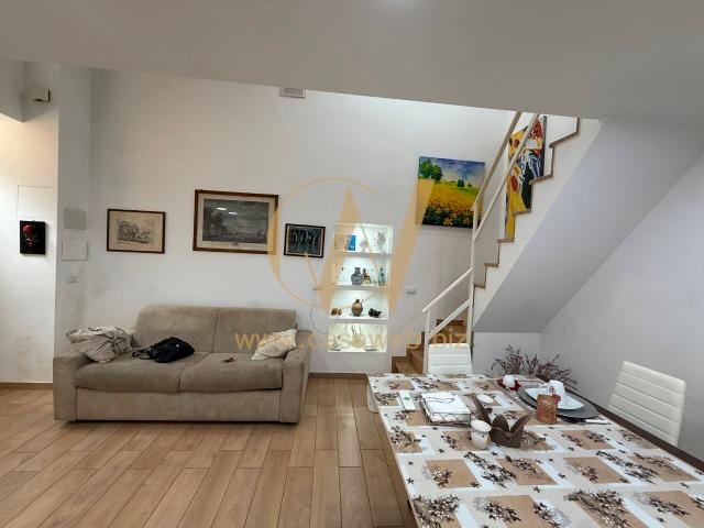 Caserta ZONA PIAZZA SANT'ANNA AFFITTASI LOFT COMPLETAMENTE ARREDATO