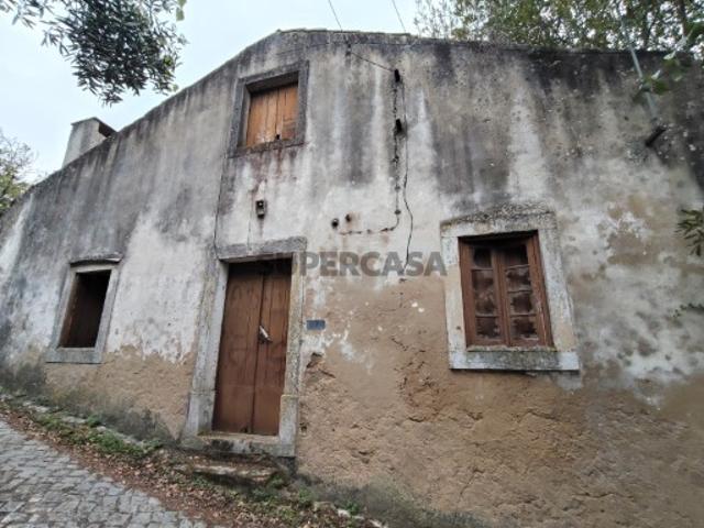 CASINHA DE CAMPO COM 116 MT2 EM ESTADO DE RUINA, COM 5000MT2 DE TERRENO E POÇO COM ÁGUA PRÓPRIA