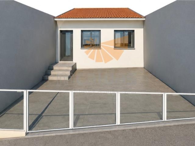Moradia em Banda T2 à Venda em Braga Ferreiros | 72 m2 | Projeto Aprovado
