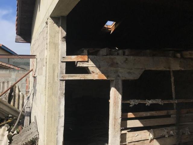 CASITA A REFORMAR EN VENTA EN VALLE DE LOSA