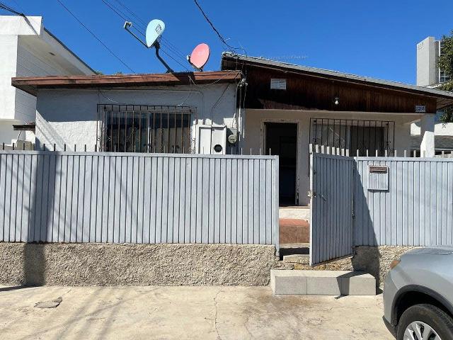 ¡CASITA EN RENTA EN ZONA DORADA DE TIJUANA! ✨