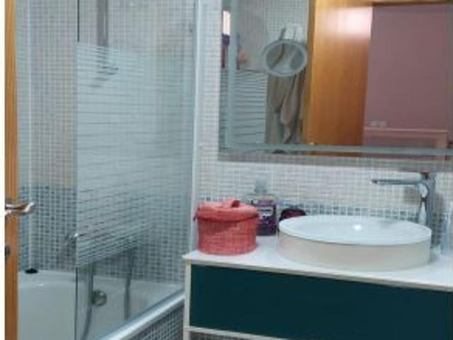 CASITA IDEAL EN UN PUEBLO CON ESENCIA FAMILIAR A LOS PIES DE LA CALDERONA