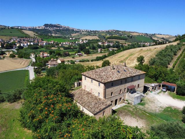 Casolare Ete 370m² Fermo