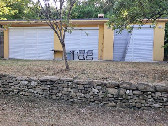 Casolare in pietra con un accessorio 250m² Isola del Piano