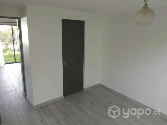 Casona 2 pisos 156m2 barrio cerrado en Macul | 3 dormitorios por 5300.00 en Macul
