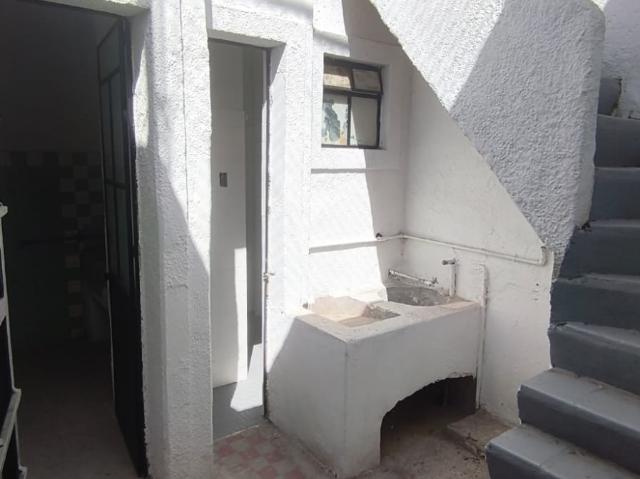 CASONA CON BODEGA EN VENTA EN AV. 8 DE JULIO, ZONA CENTRO HISTORICO GDL