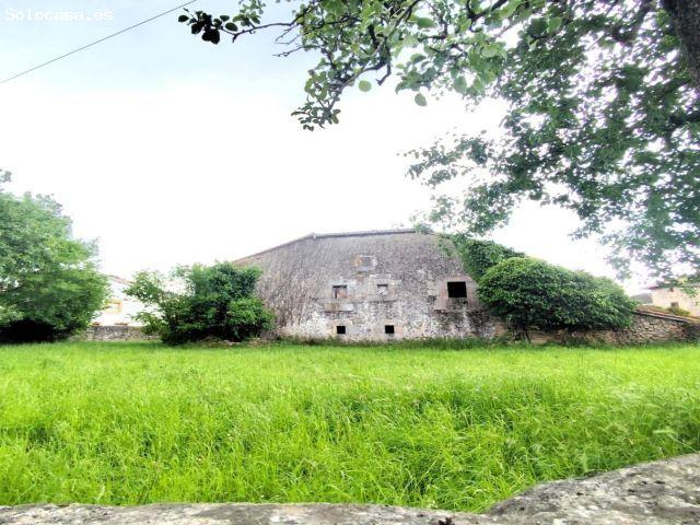 Casona de piedra en Saro