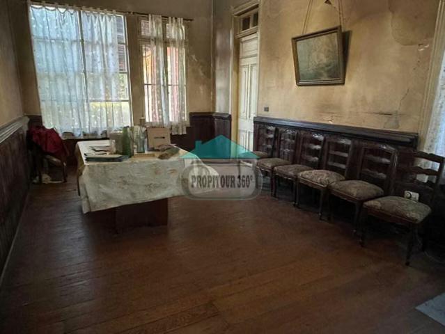 Casona emblemática ubicada en limache | 6 dormitorios por 590000. 00 en Limache