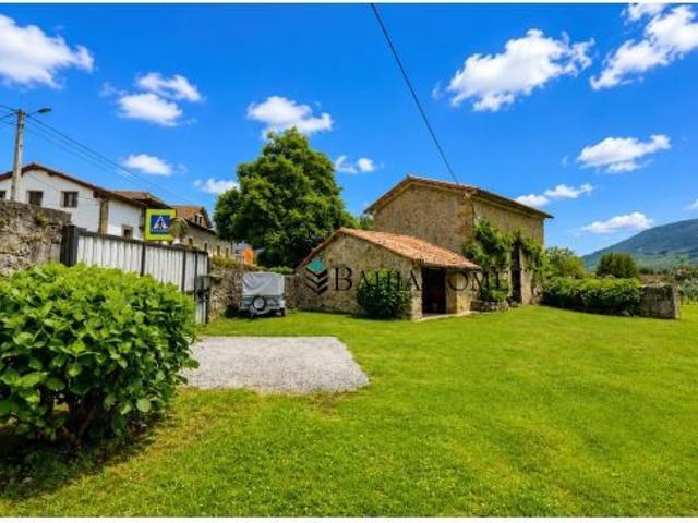 Casona Señorial con 12.912m2 de finca en el Valle de Toranzo