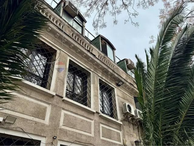Casona patrimonial para inversión | 1 dormitorios por 10800.00 en Santiago