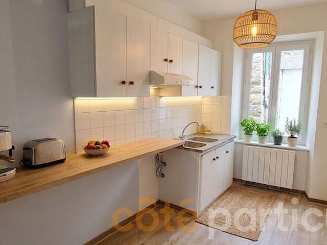 CASSAGNES BEGONHES Maison de village T4