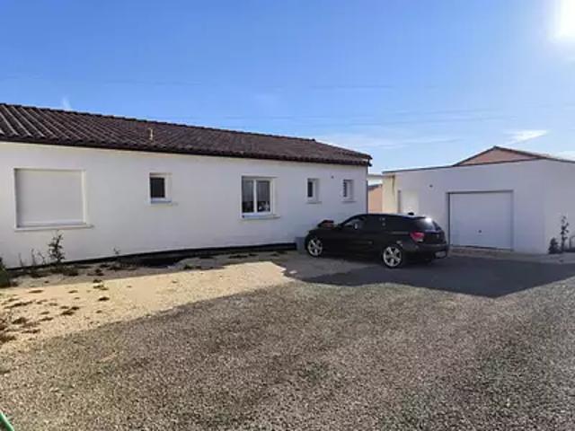 Cassagnoles 30350 Location maison 4 pièces t4 terrasse parking