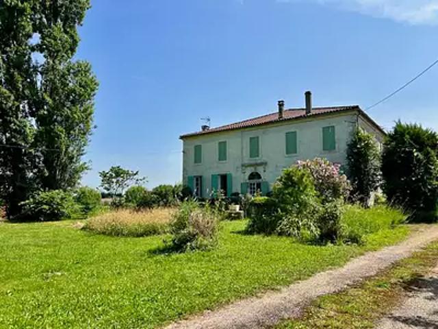 Casseneuil 47440 Achat / Vente maison 5 pièces t5 au dernier étage cave