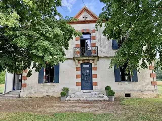 Casseneuil 47440 Achat / Vente maison 8 pièces t8 terrasse