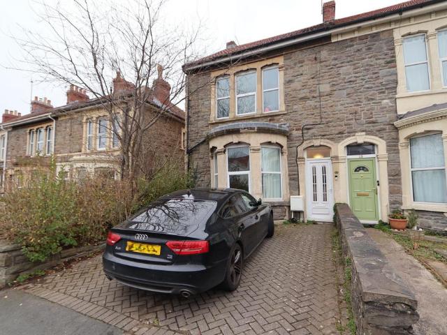 Cassell Road, Bristol, BS16 3 bed semi detached house to rent £1,800 pcm £415 pw