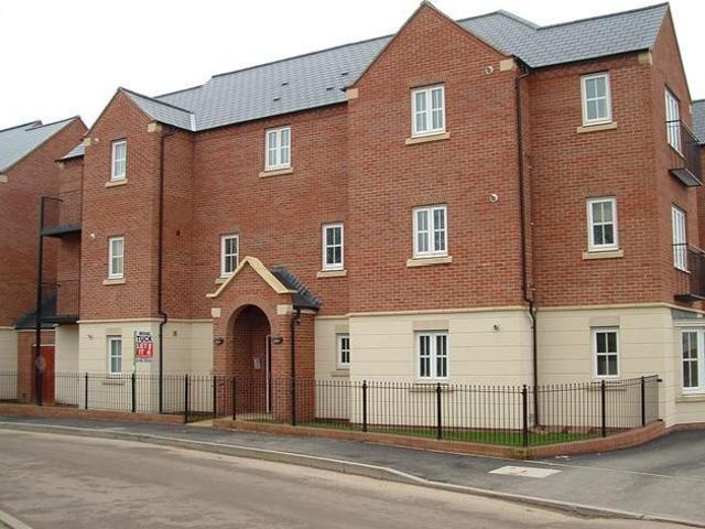 Cassini Drive, Oakhurst 1 bed apartment to rent £895 pcm £207 pw