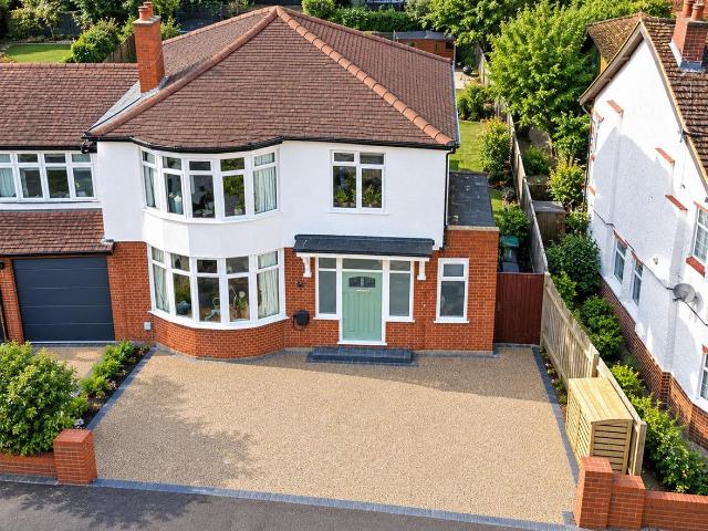 Cassiobury, Watford WD18, 4 bed property to rent, £3,850 pcm | PrimeLocation