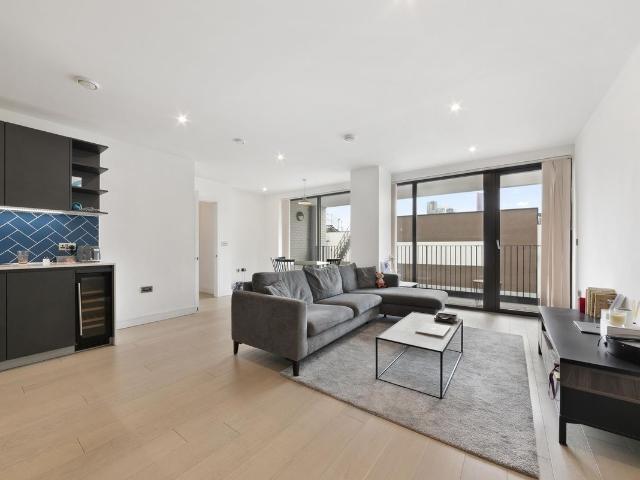 Cassia Building, Shoreditch Exchange, Hoxton E2, 2 bed flat to rent, £3,650 pcm | PrimeLocation