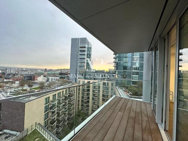 Cassia House, 30, Piazza Walk, London E1, 1 bed flat to rent, £2,900 pcm | PrimeLocation