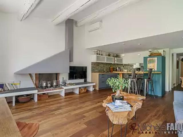 Cassis 13260 Achat / Vente appartement au dernier étage