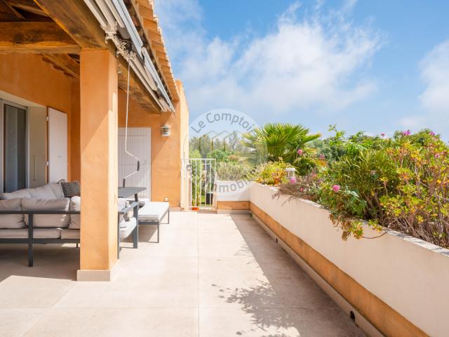 CASSIS: VILLA MEDITERRANEENNE AVEC VUE MER PANORAMIQUE
