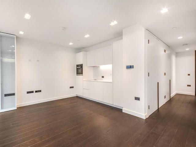Casson Square, Southbank Place SE1, 1 bed flat to rent, £3,100 pcm | PrimeLocation