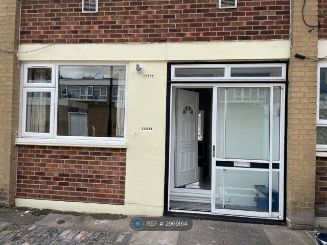 Cassland Road, London E9, 4 bed terraced house to rent, £3,650 pcm | PrimeLocation